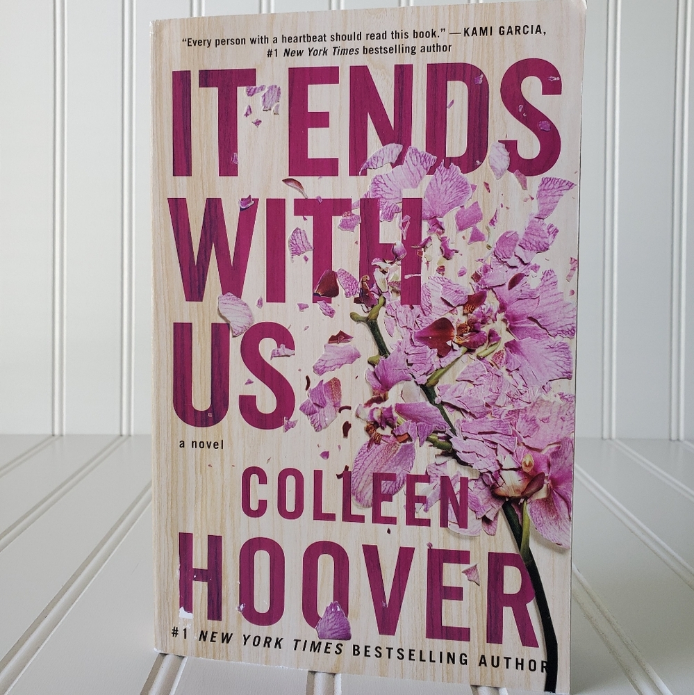 'It Ends With Us' Novel - Colleen Hoover
